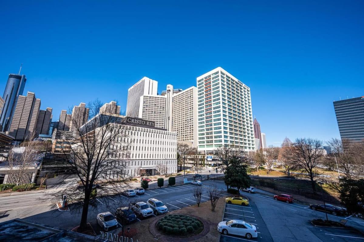 2B1B Modern Downtown Atl Condo W 1 Free Parking Lm1007 Atlanta Luaran gambar