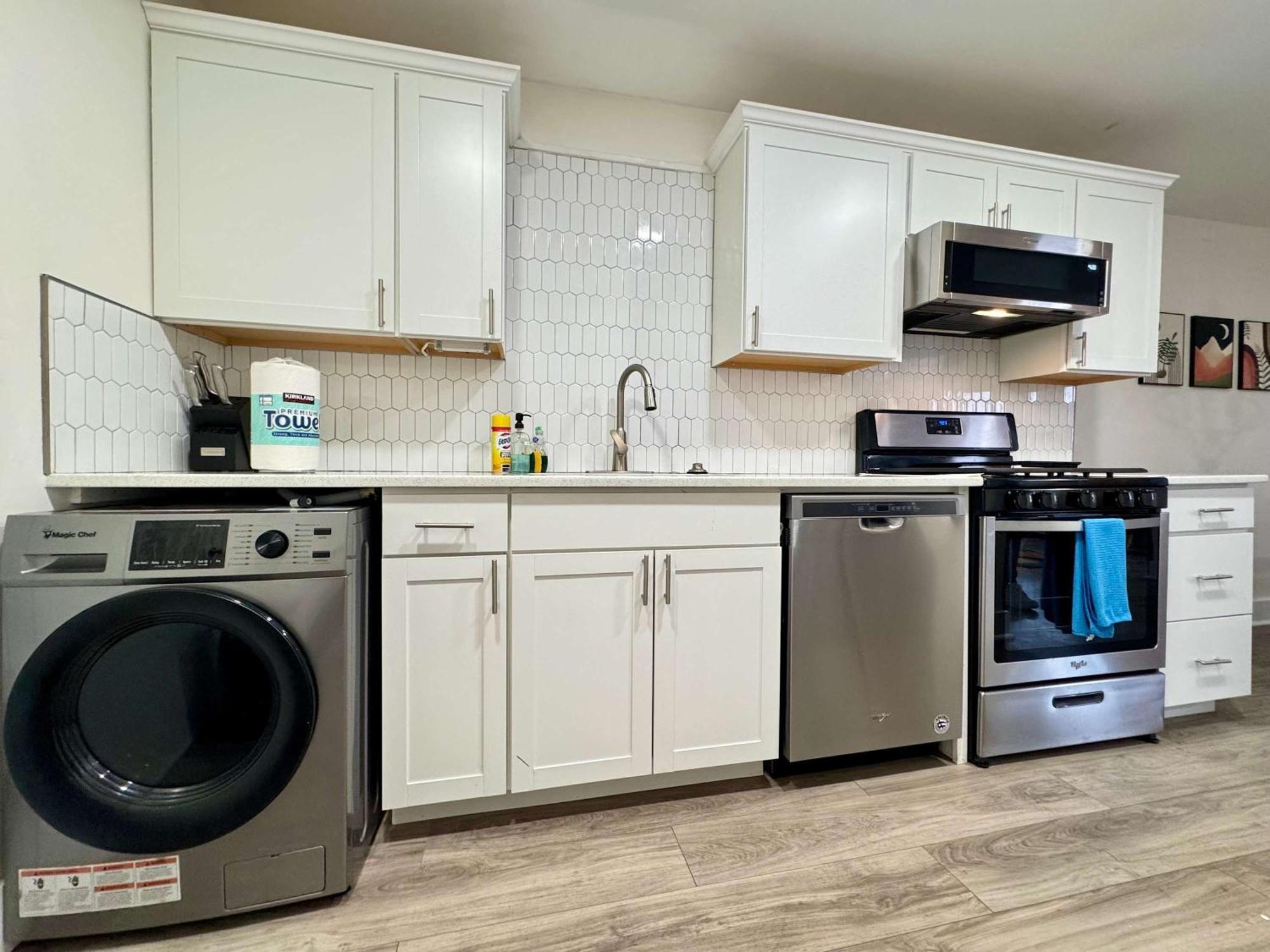 2B1B Modern Downtown Atl Condo W 1 Free Parking Lm1007 Atlanta Luaran gambar